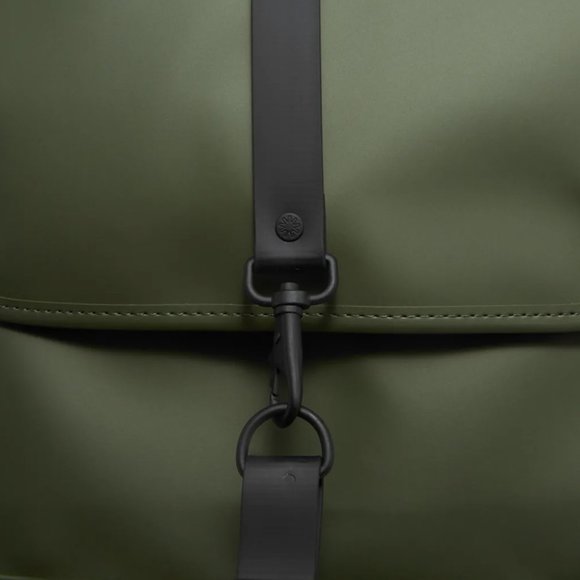 NWT RAINS Waterproof Backpack 13l in Evergreen - Picture 3 of 6